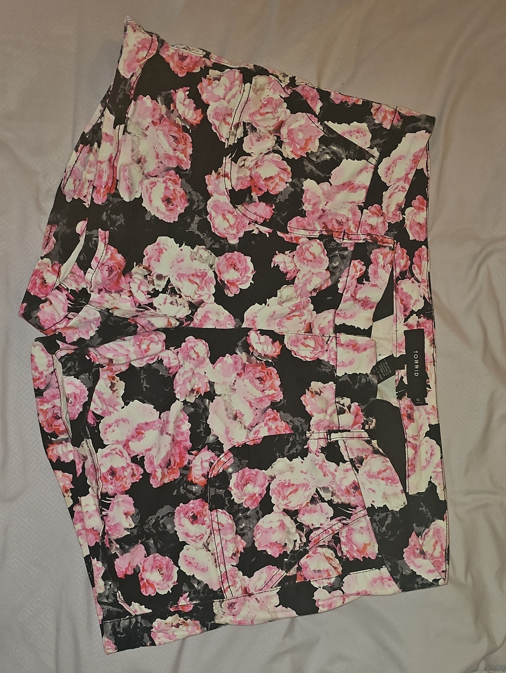 Torrid Floral Print Shorts